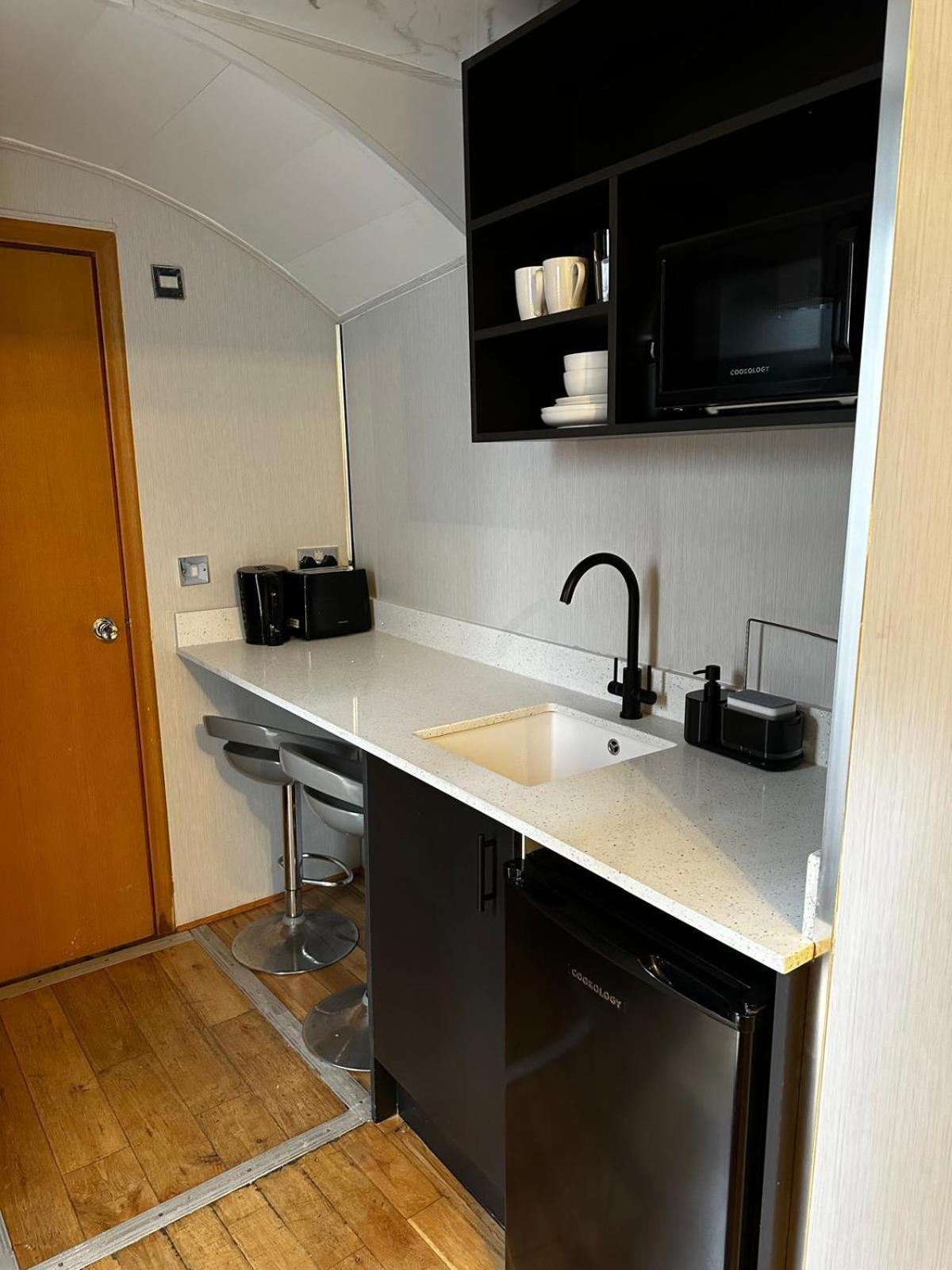 Fb1-Spacious Basement Studio Flat Fits 2- Near Hyde Park Лондон Екстер'єр фото